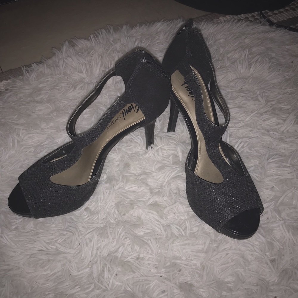 Sparkly prom/homecoming heels